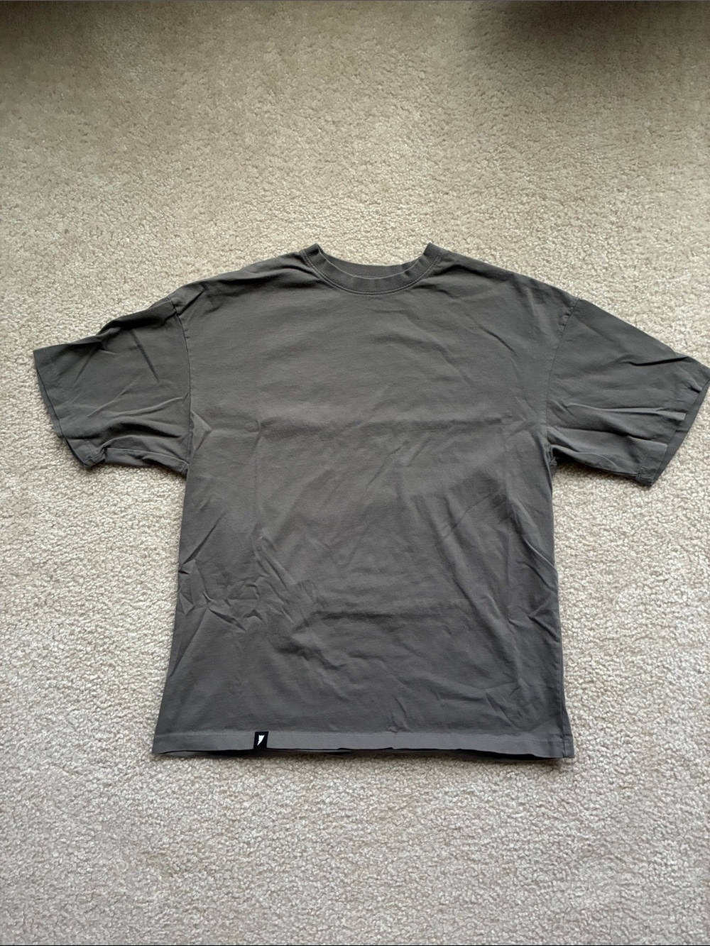 Cove Men’s Short Sleeve Crewneck T‑Shirt in Brown